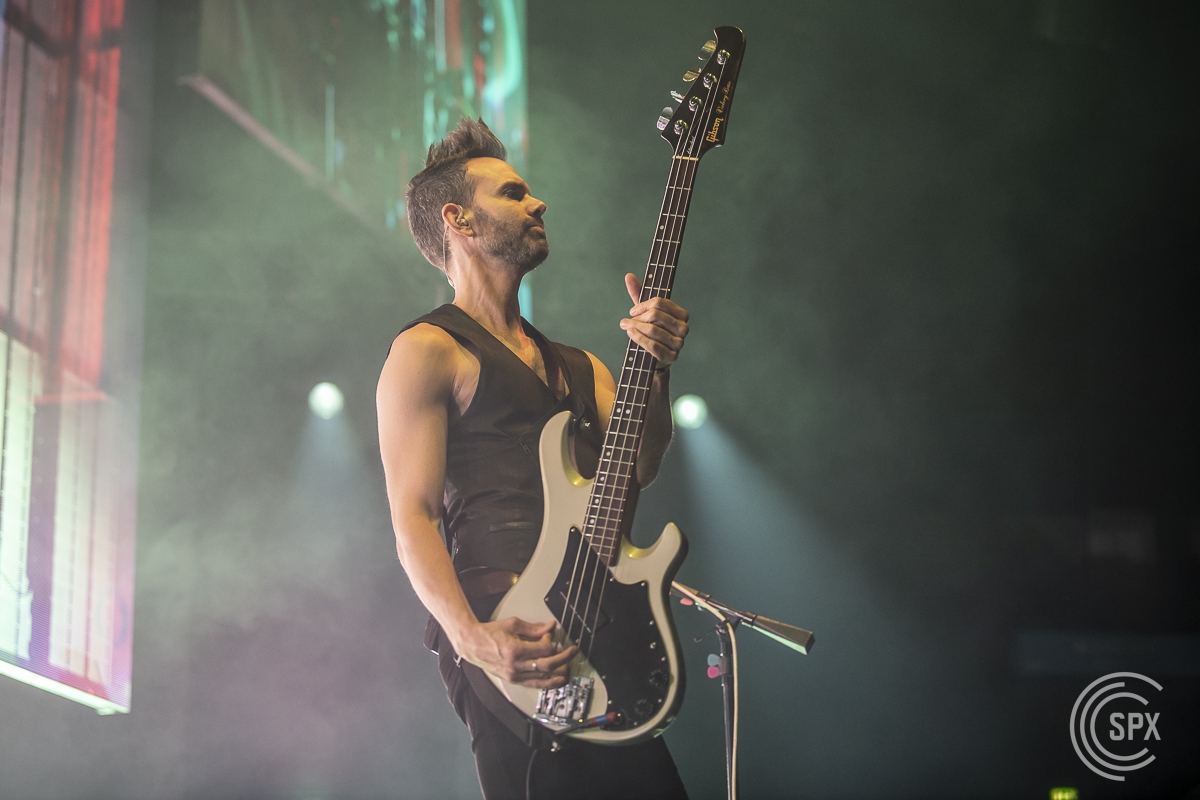 221022_Placebo_Hamburg_Cynthia_Theisinger_sharpshooter-pics_30