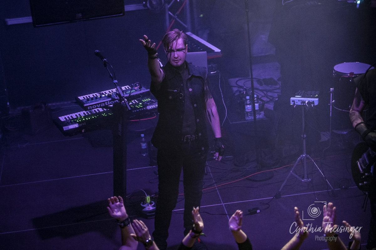 221105_System-Noire_KuFa-Braunschweig_Cynthia_Theisinger_sharpshooter-pics_13