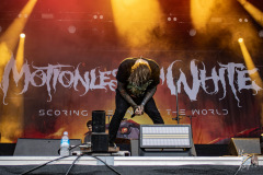 06_MotionlessInWhite_19