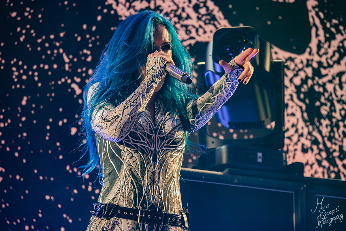 241011_ArchEnemy_SporthalleHamburg_SandraCurtz_sharpshooter-pics_26