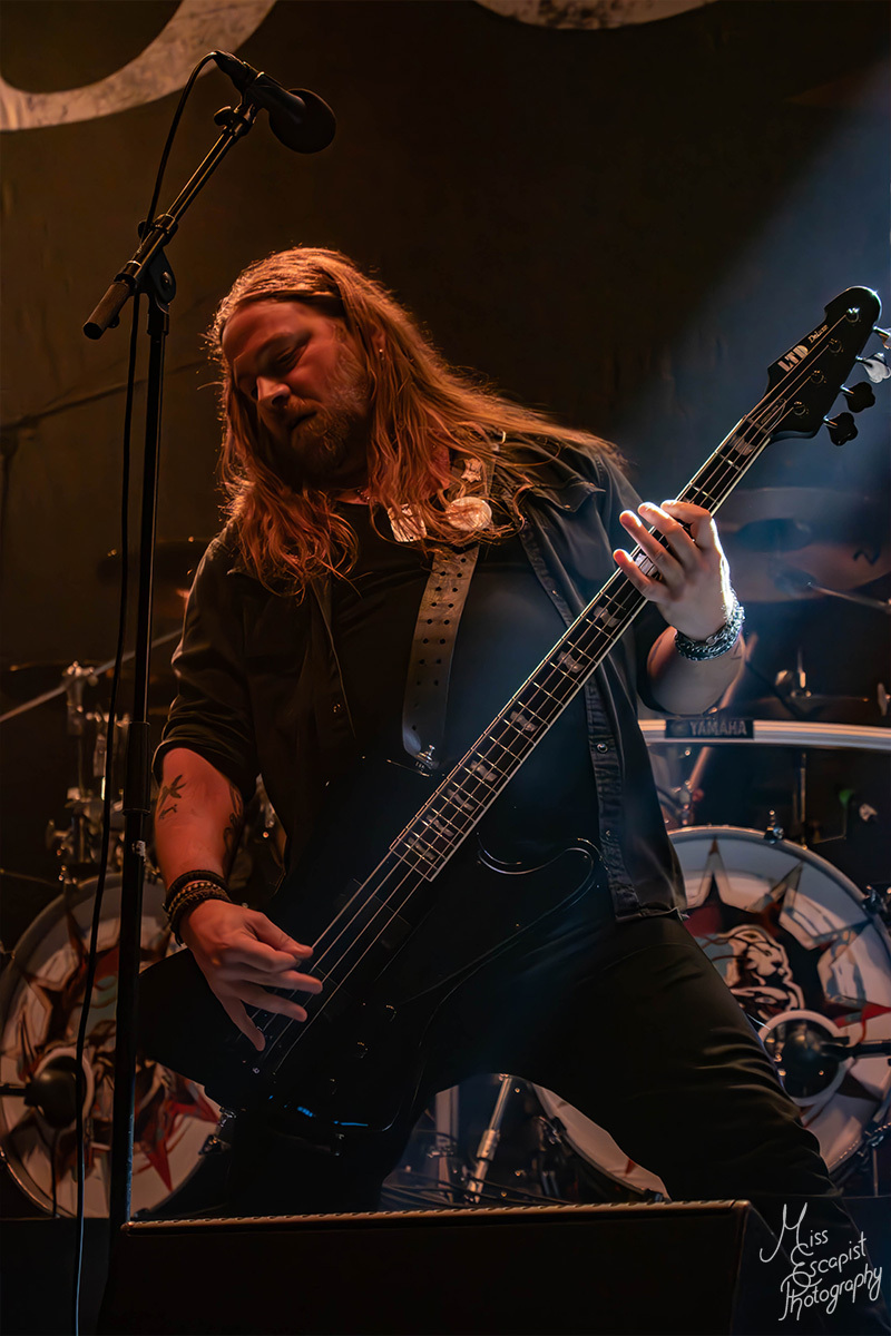 241011_Soilwork_SporthalleHamburg_SandraCurtz_sharpshooter-pics_04